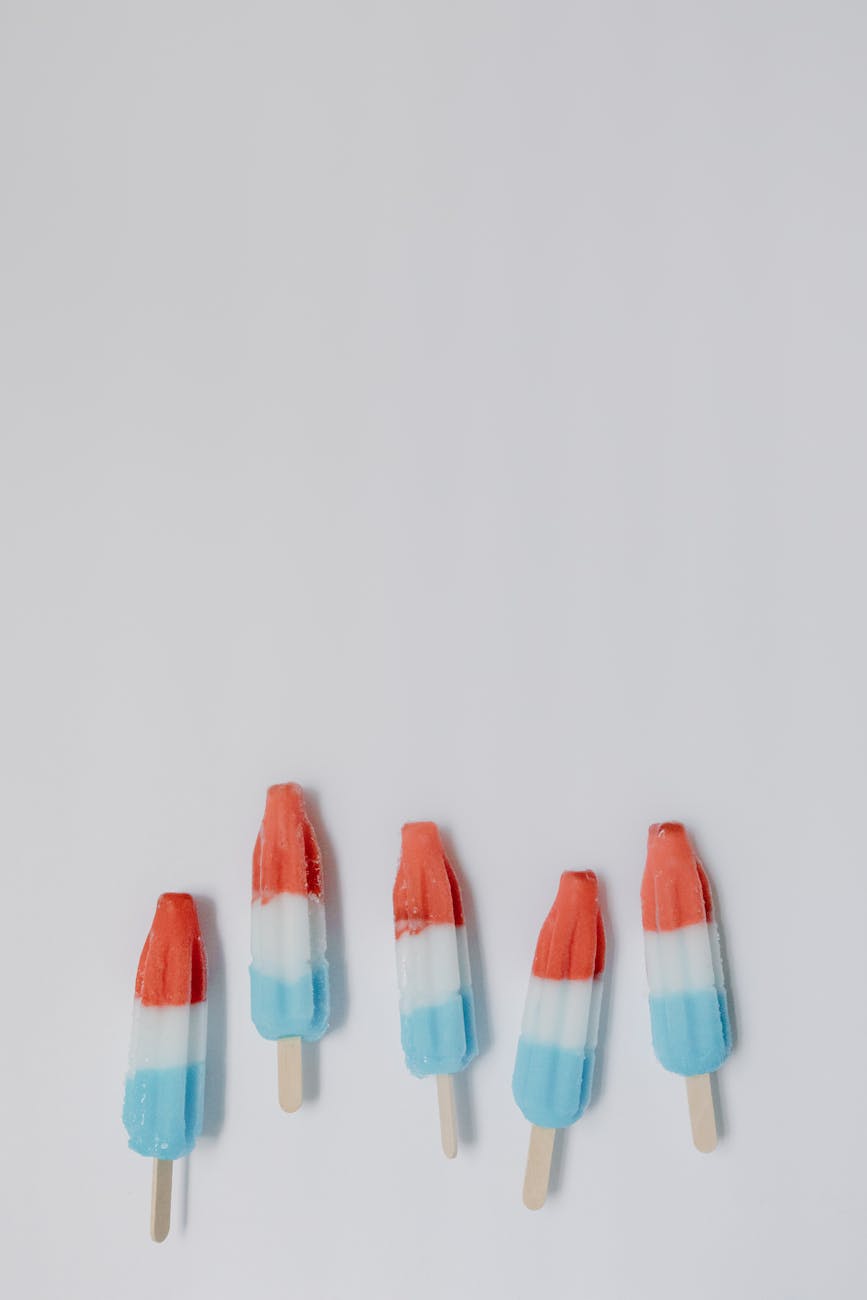 Create Delicious Homemade Ice Lollies This Summer