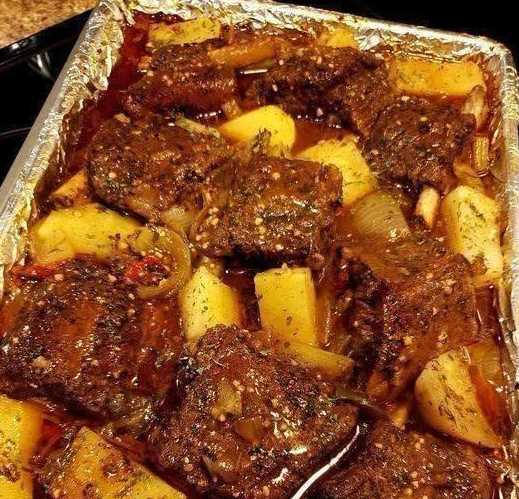 Carne y Patatas de la Abuela